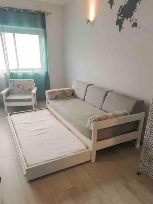 Beautiful And Cozy Flat Close To Beach And Center ลากอส ภายนอก รูปภาพ